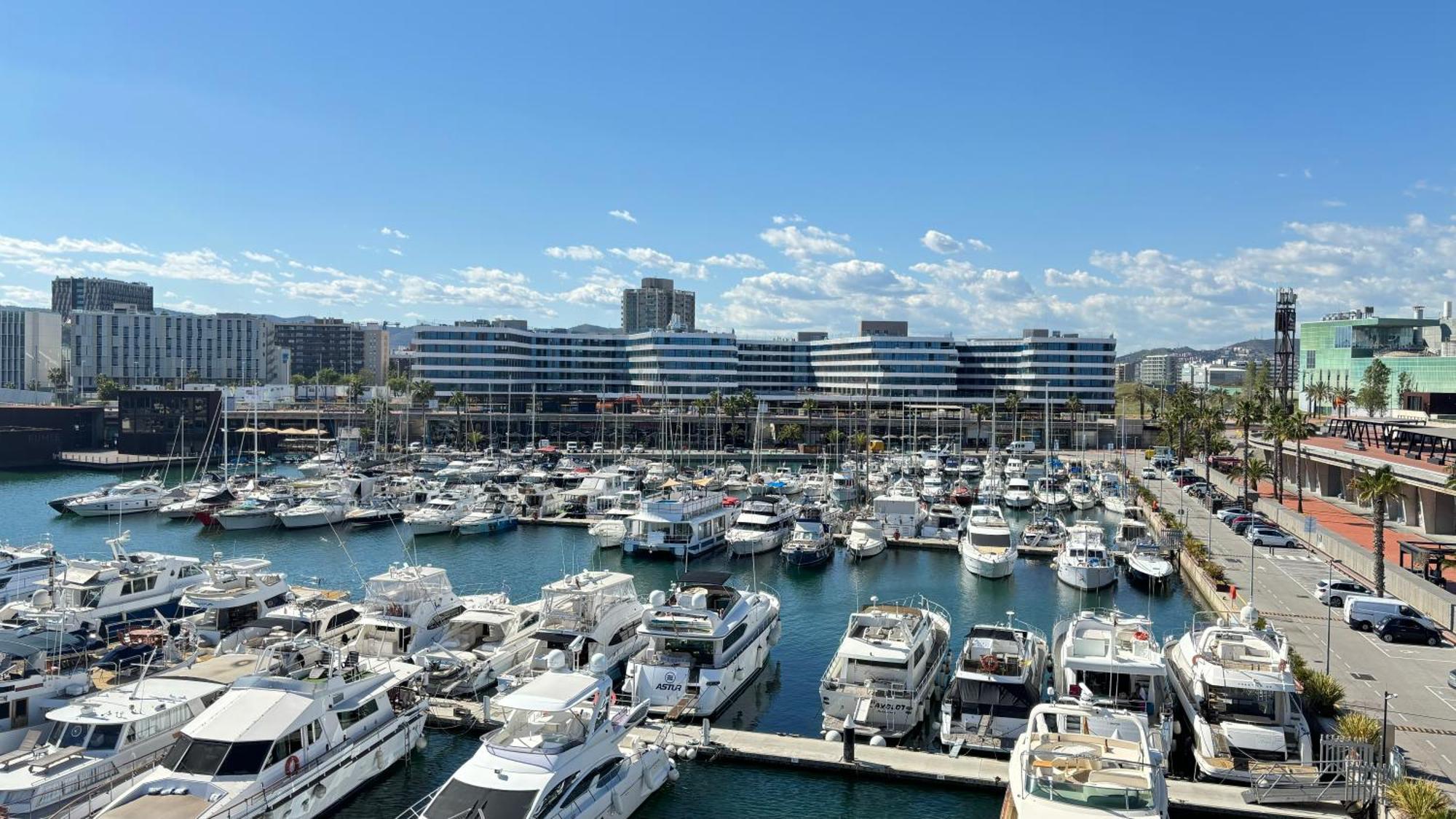 Torre Forum Lejlighed Sant Adrià de Besòs Eksteriør billede