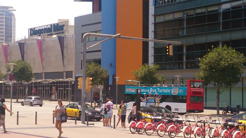 Torre Forum Lejlighed Sant Adrià de Besòs Eksteriør billede